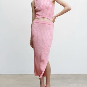 Ribbed midi skirt